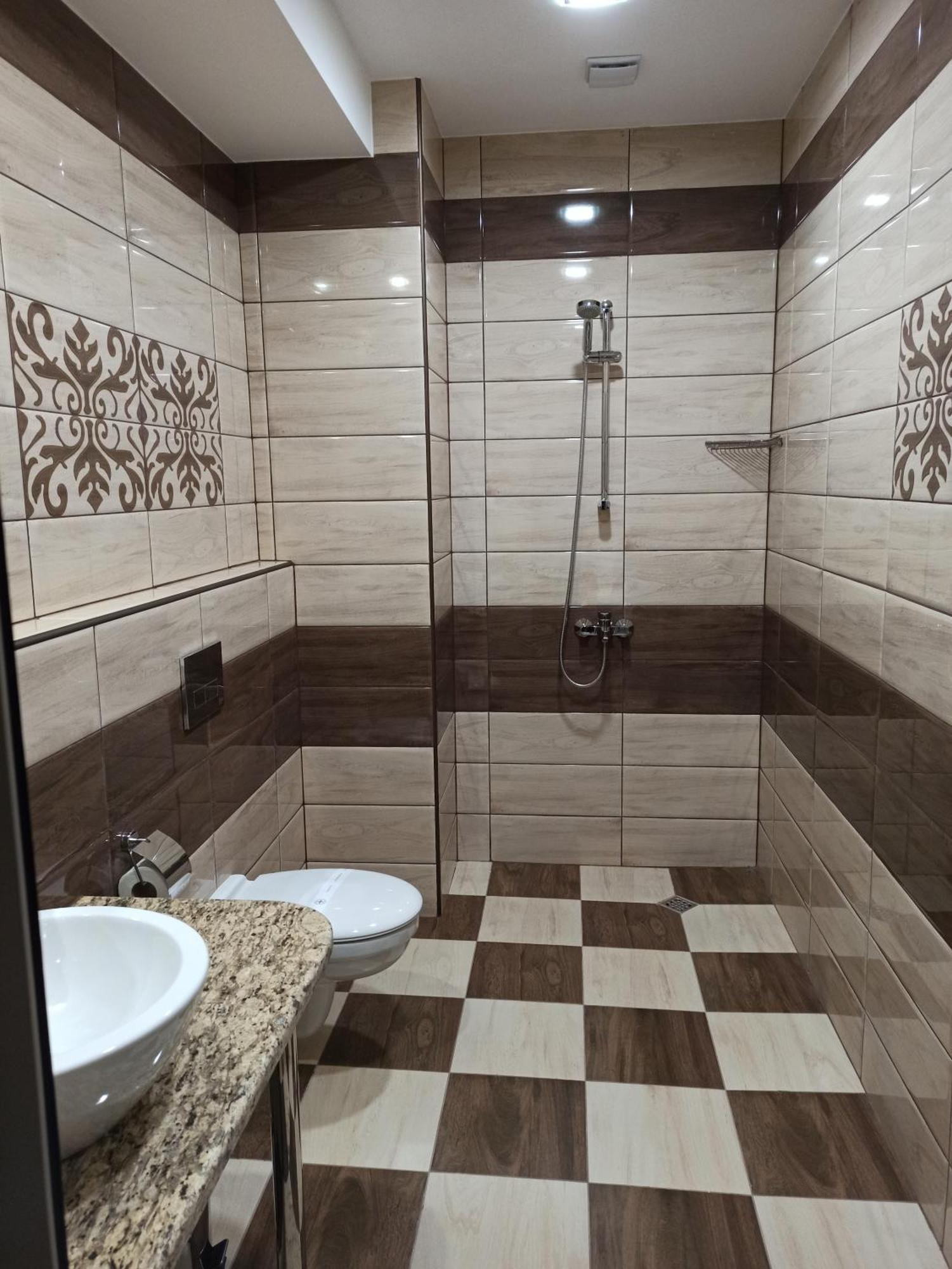 Hotel Хотел Театъръ à Pleven Extérieur photo